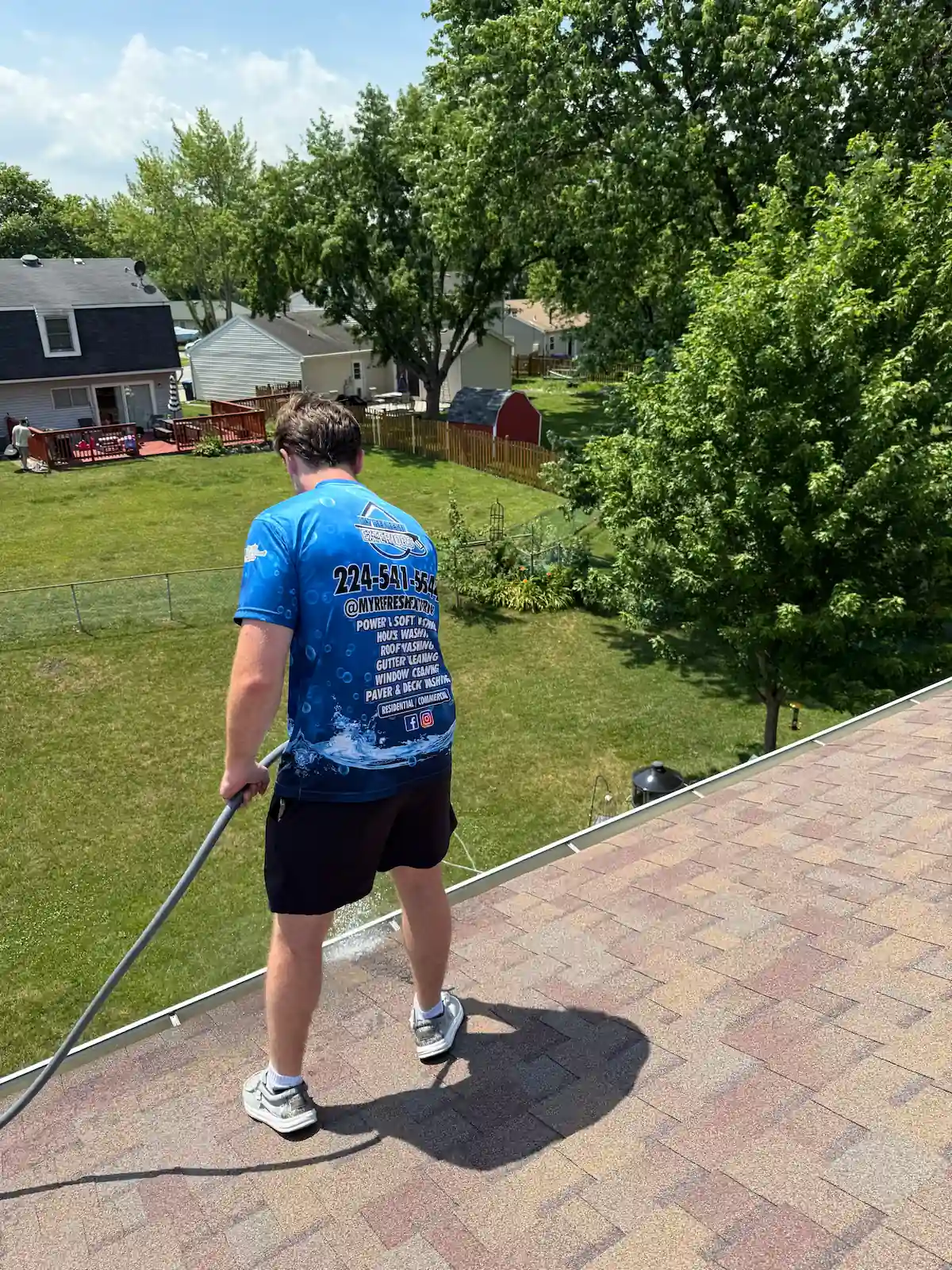 Gutter cleaning service in Kildeer IL